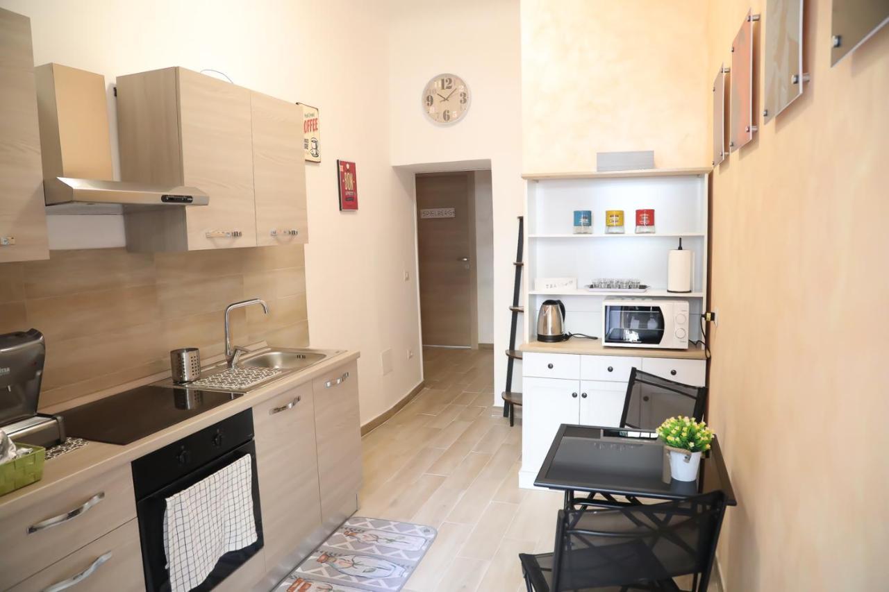 רומא Cinemovie Guesthouse מראה חיצוני תמונה