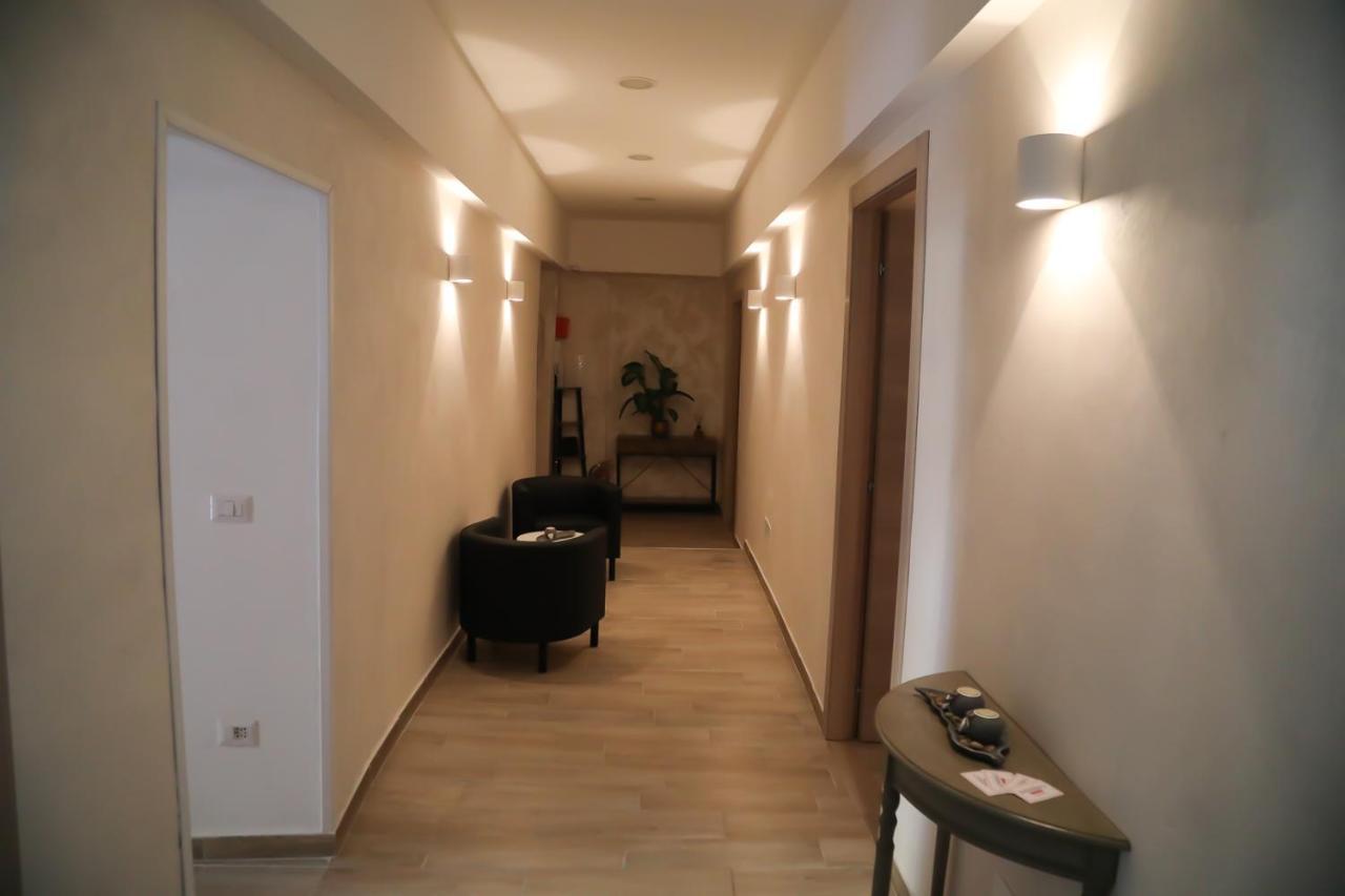 רומא Cinemovie Guesthouse מראה חיצוני תמונה
